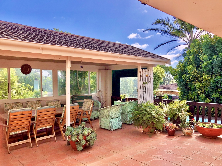5 Bedroom Property for Sale in Kenton On Sea Eastern Cape